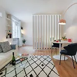 Wonderful Flat In The Historical Center Of Paris By Guestready